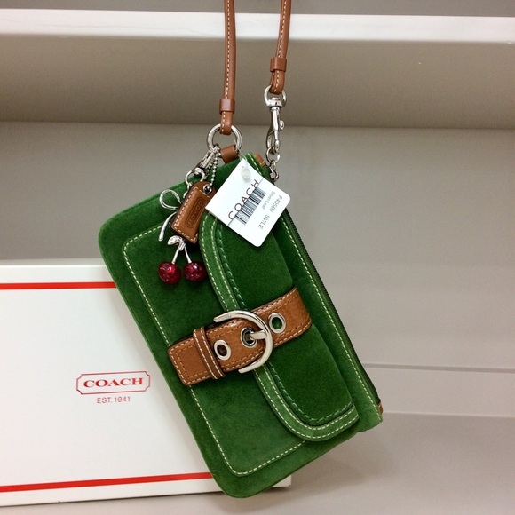 NWT Vintage Y2K Coach Green Suede Leather Buckle Wristlet Pouch Bag Authentic - Picture 3 of 15